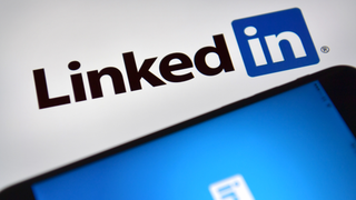 A New Phishing Campaign Sends Malware-Laced Job Offers Through LinkedIn